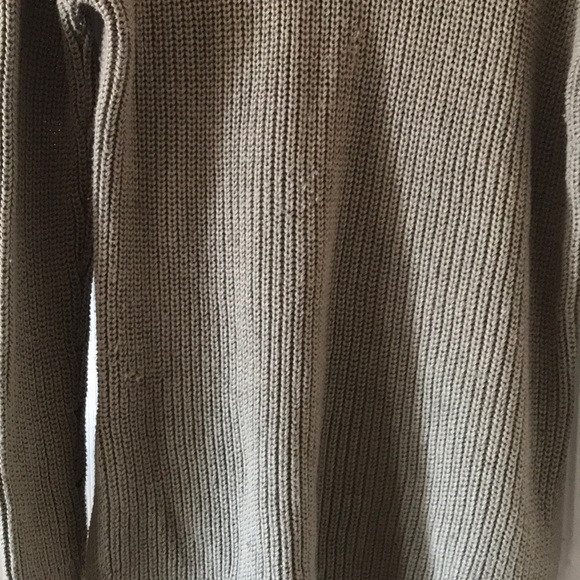 NEW WITH FLAW Olive green sweater - Picture 3 of 5